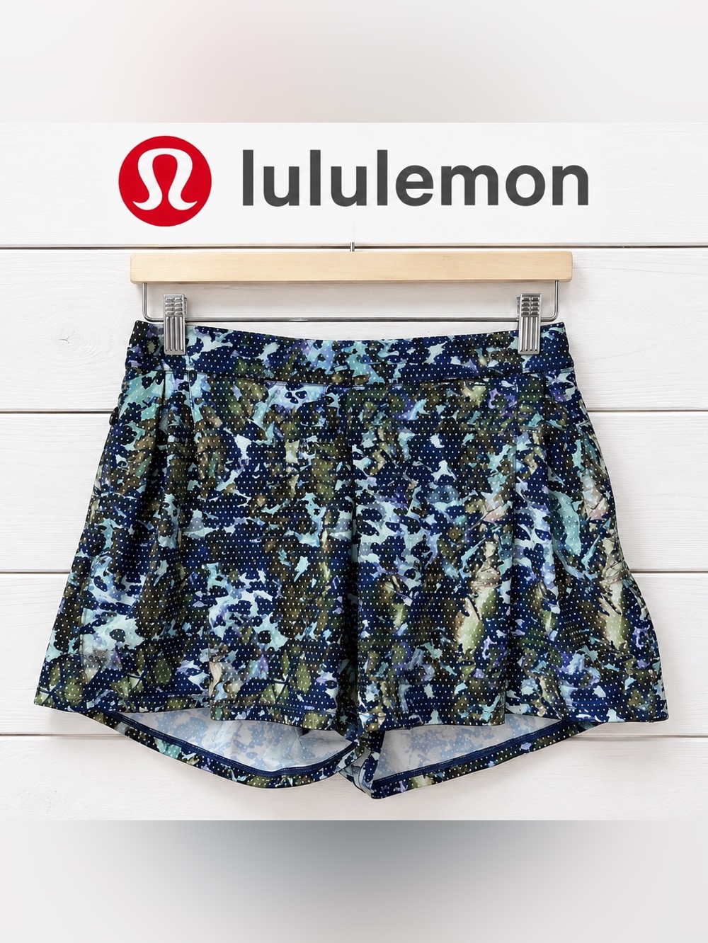 Lululemon Athletica Printed Running Shorts – Size 6